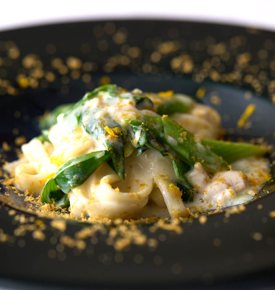 真鱈の白子と自家製柚子胡椒、九条ネギのトンナレッリ